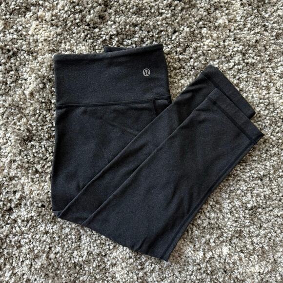 Lululemon Cropped Dark Gray Black Heather Leggings size 4 - Picture 11 of 11